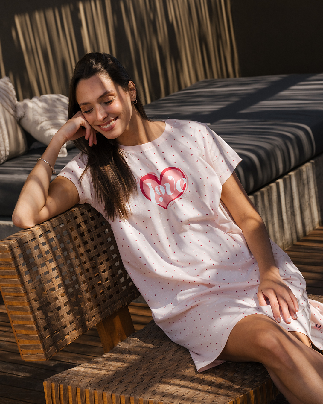 Chemise de nuit à manches mi-longues Love pour femmes