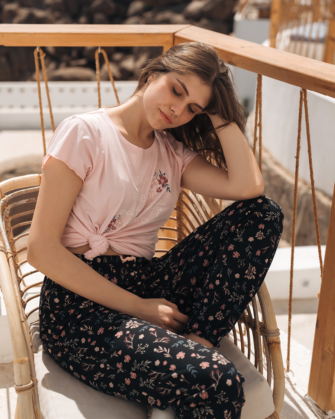 Pyjama femme Black Flowers à manches mi-longues