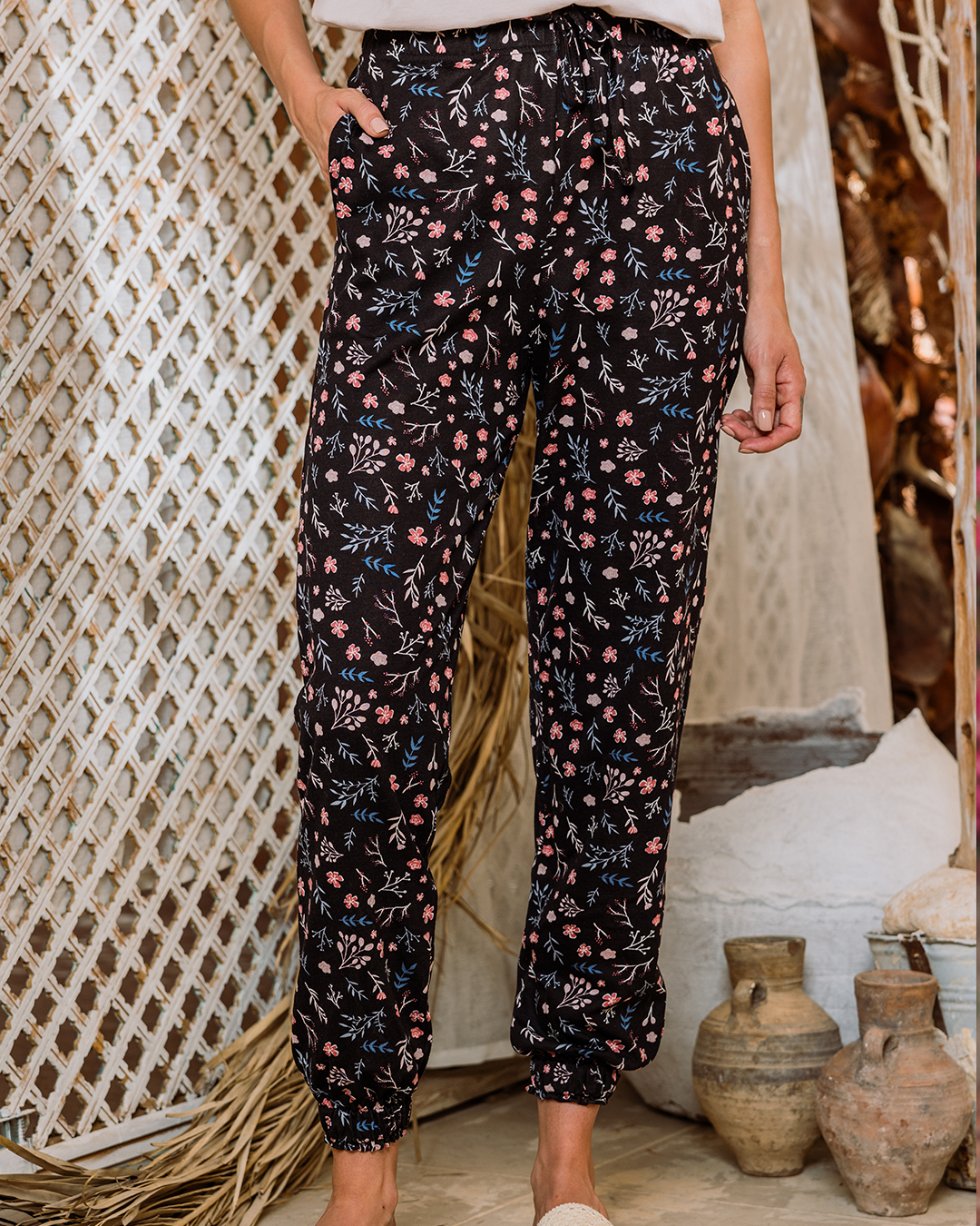 Pyjama femme Black Flowers à manches mi-longues