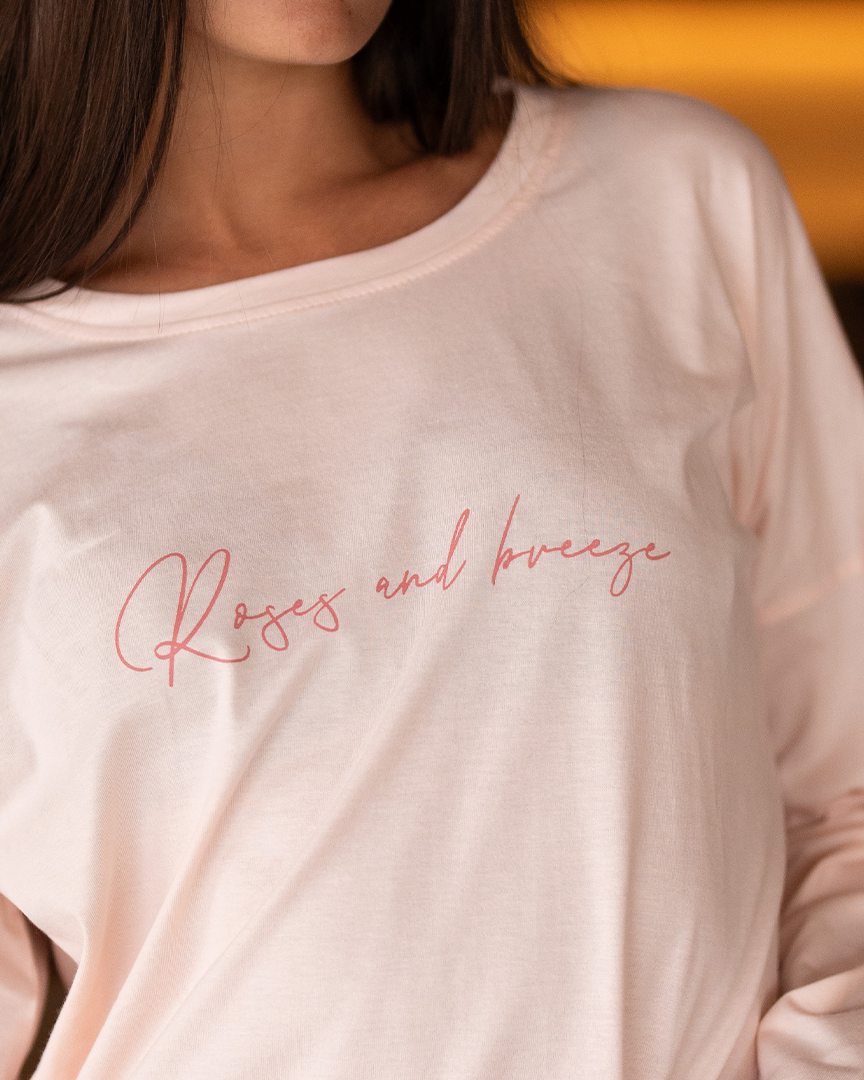 Roses et brise Pyjama à épaules dénudées pour femmes