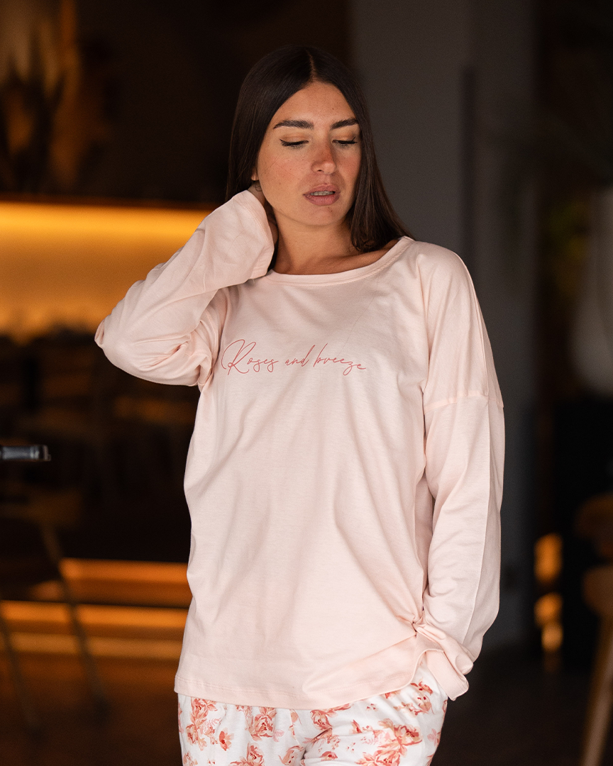 Roses et brise Pyjama à épaules dénudées pour femmes