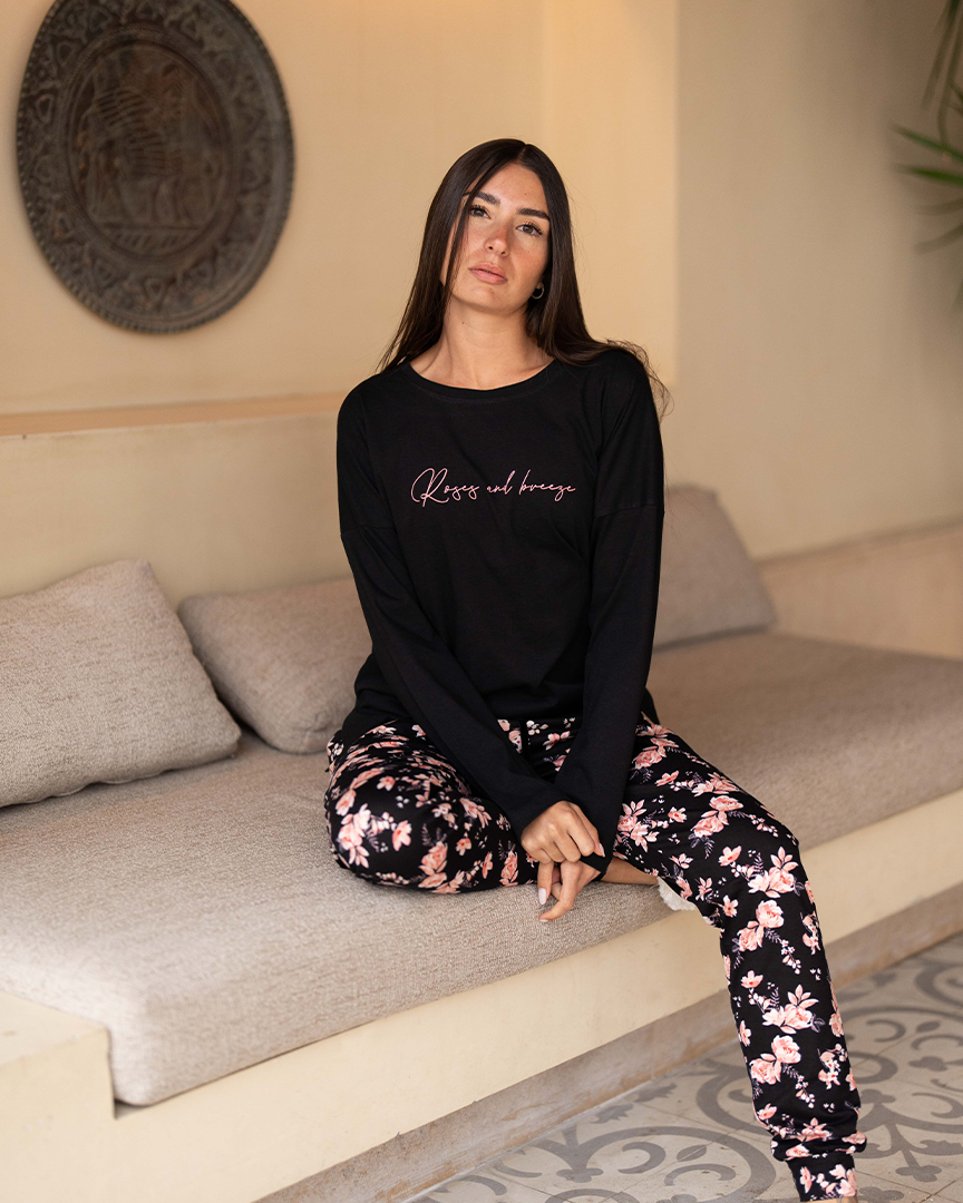 Roses et brise Pyjama à épaules dénudées pour femmes