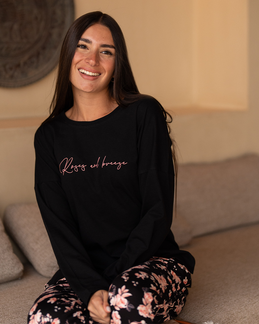 Roses et brise Pyjama à épaules dénudées pour femmes