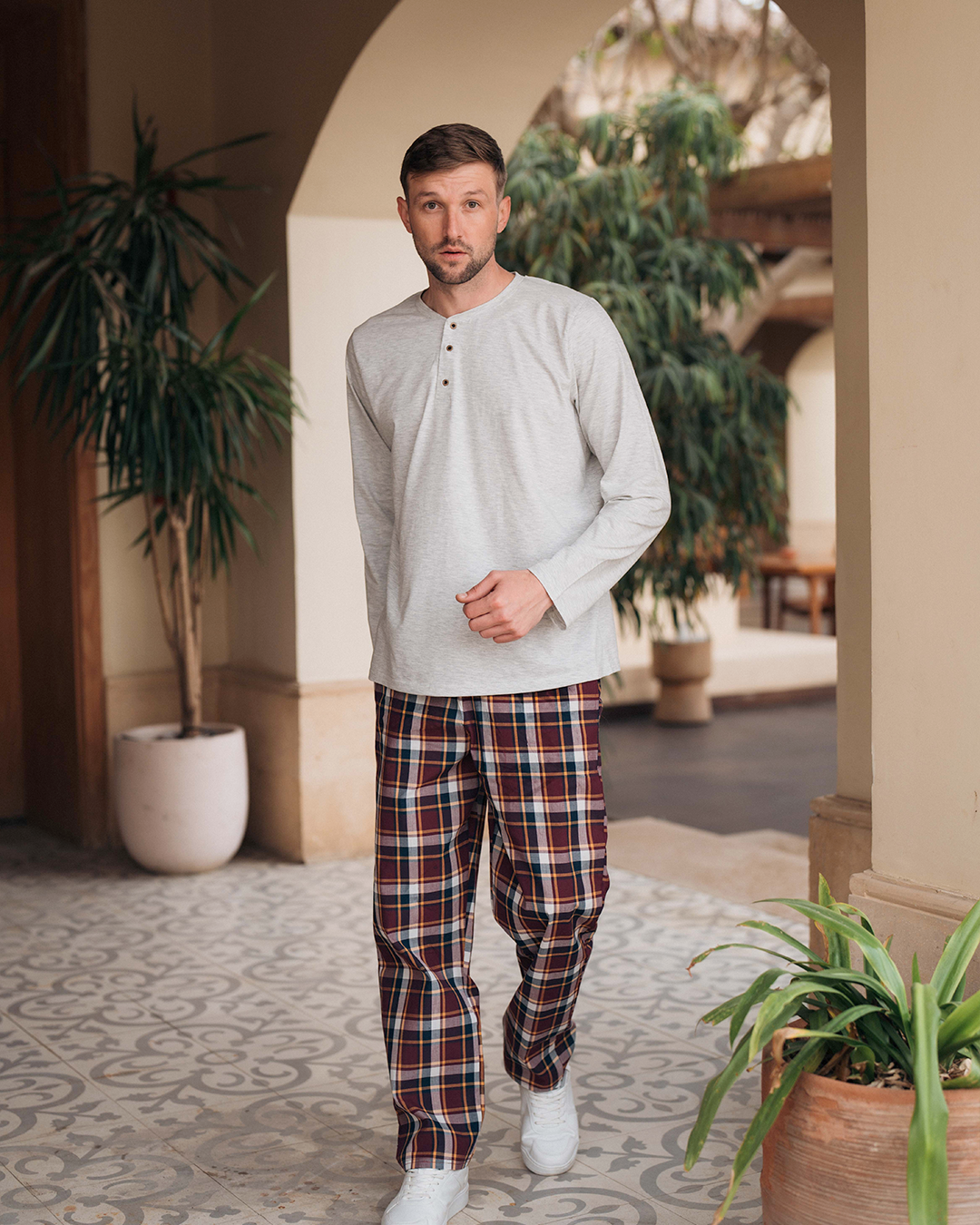 Pyjama homme à carreaux avec boutons