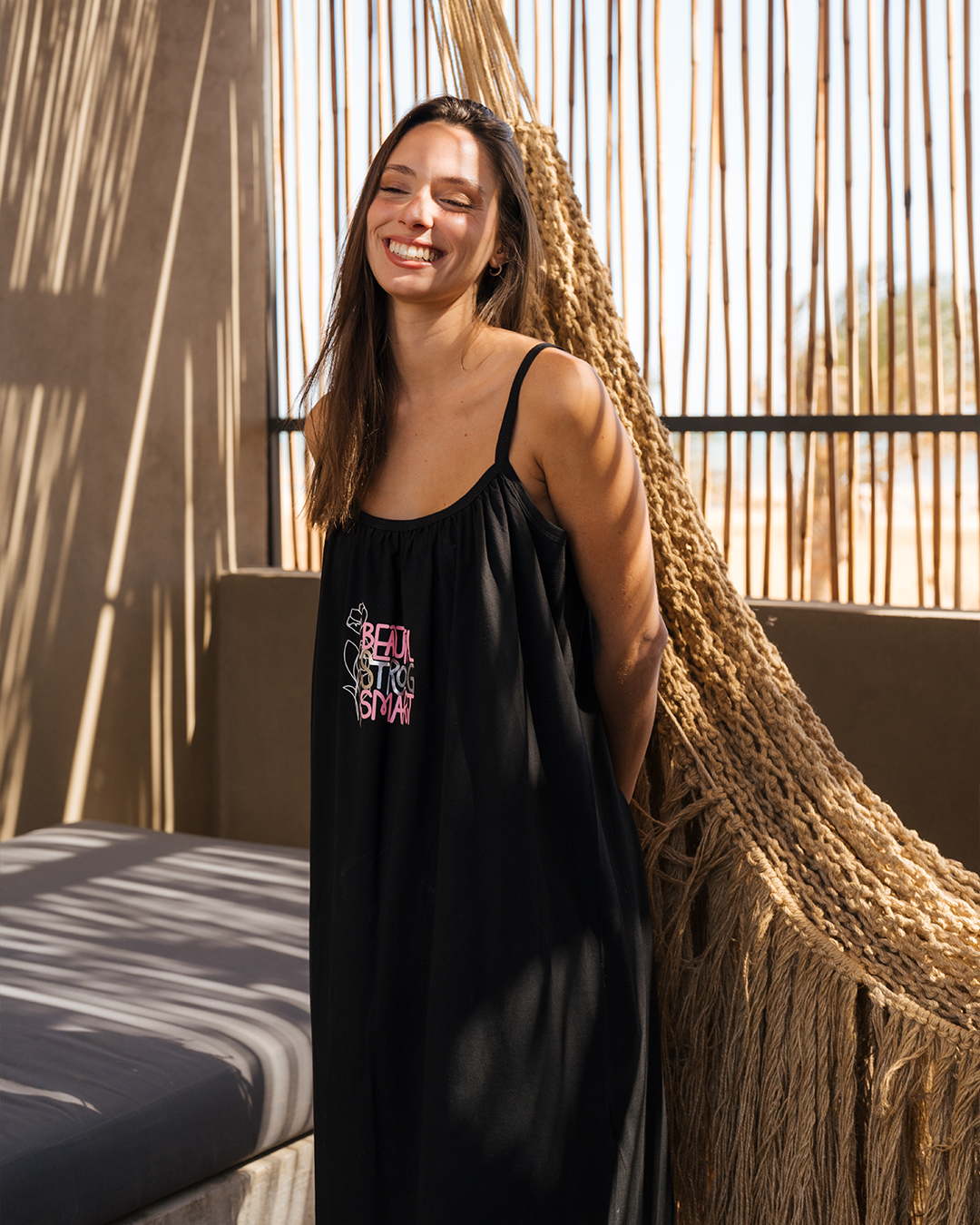 Belle chemise de nuit pour femme forte