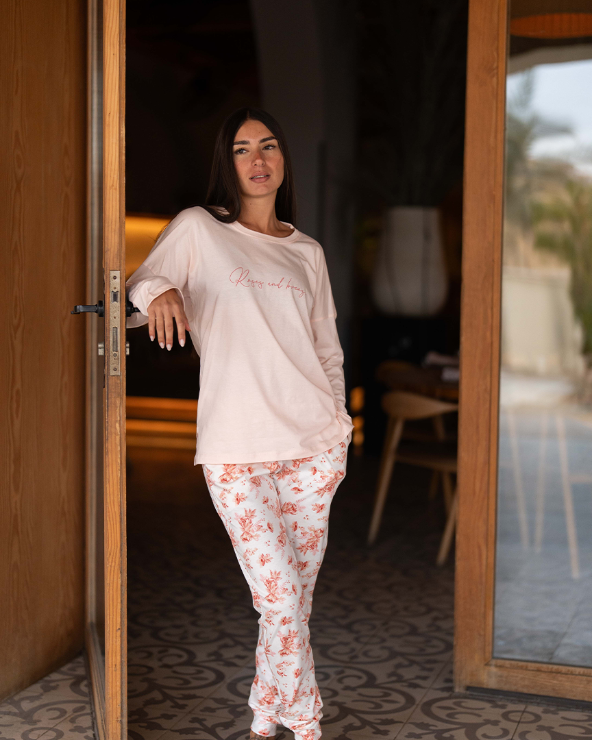 Roses et brise Pyjama à épaules dénudées pour femmes